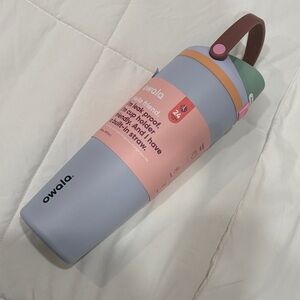 New Owala Built-in Straw 32oz